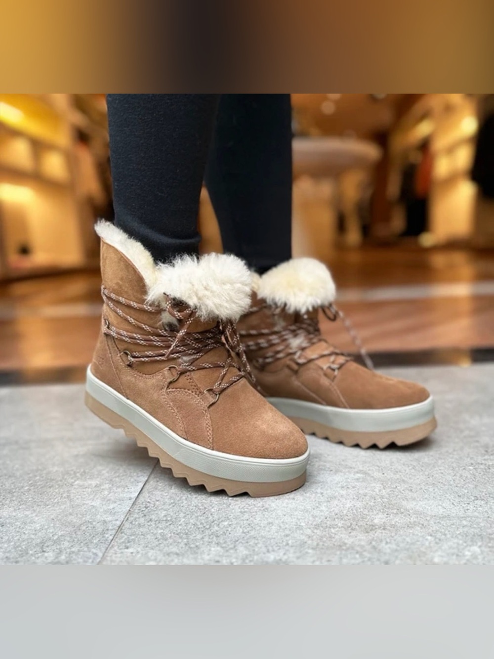 Cougar V-Five-L Suede Shearling Snow Booties